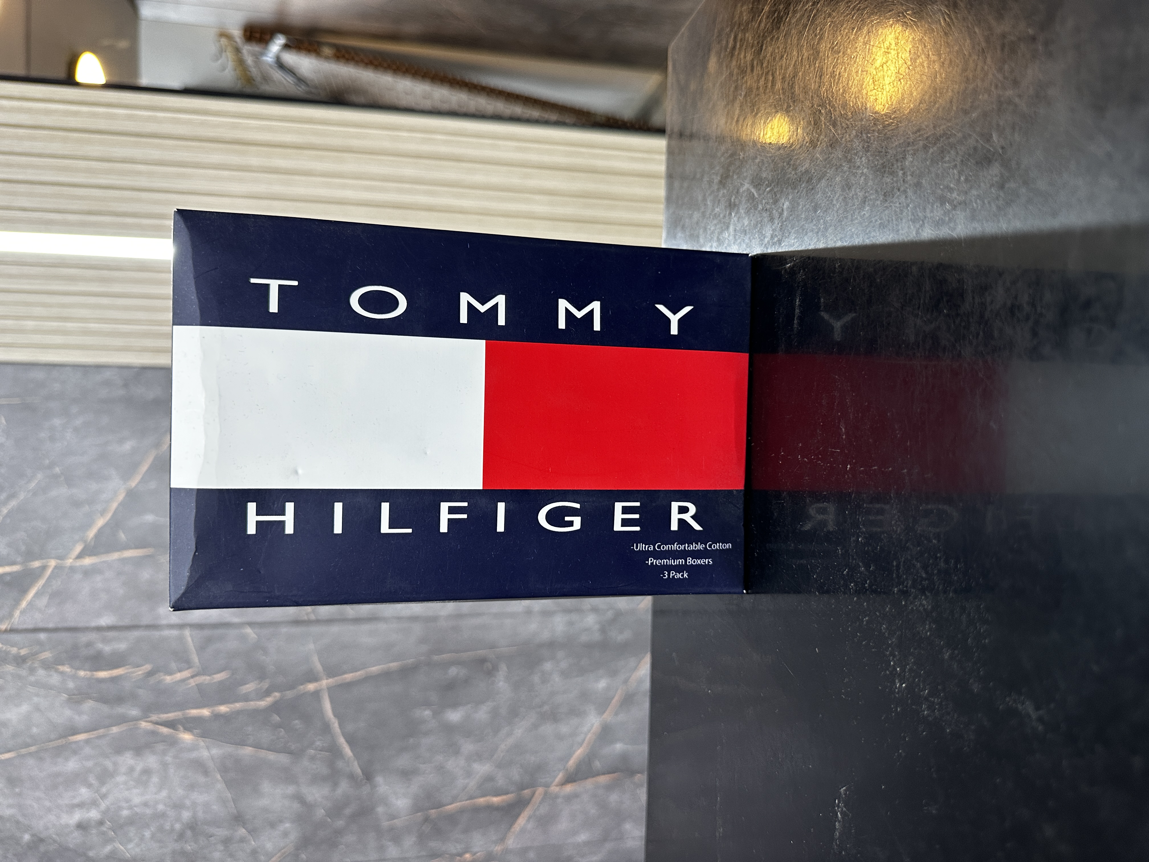 بوكسر Tommy
