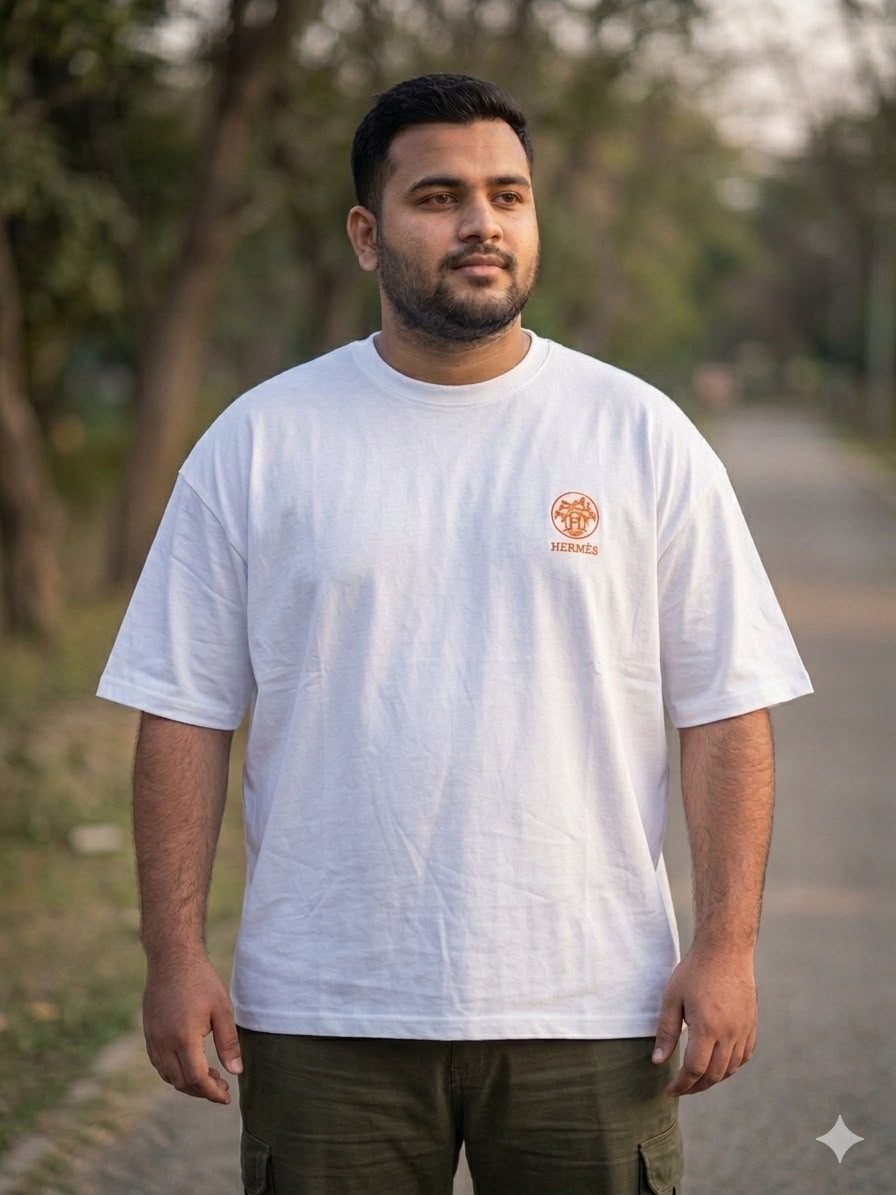 أبيض